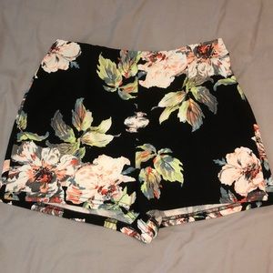 Soft Shorts - Floral